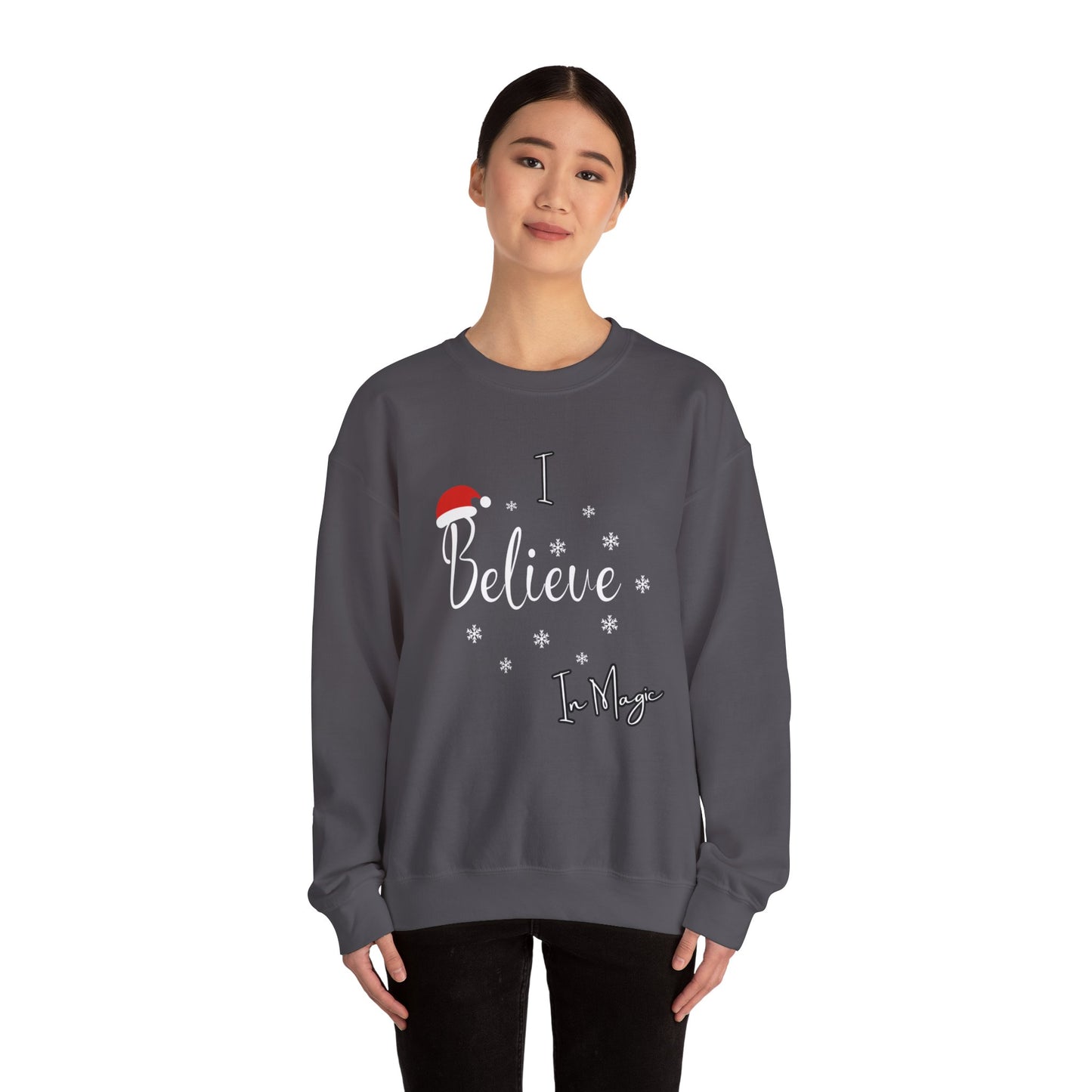 Crewneck "I Believe in Magic" Christmas Sweatshirt - In Style Chics Boutique