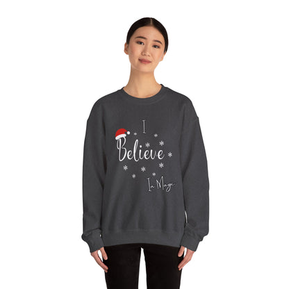 Crewneck "I Believe in Magic" Christmas Sweatshirt - In Style Chics Boutique