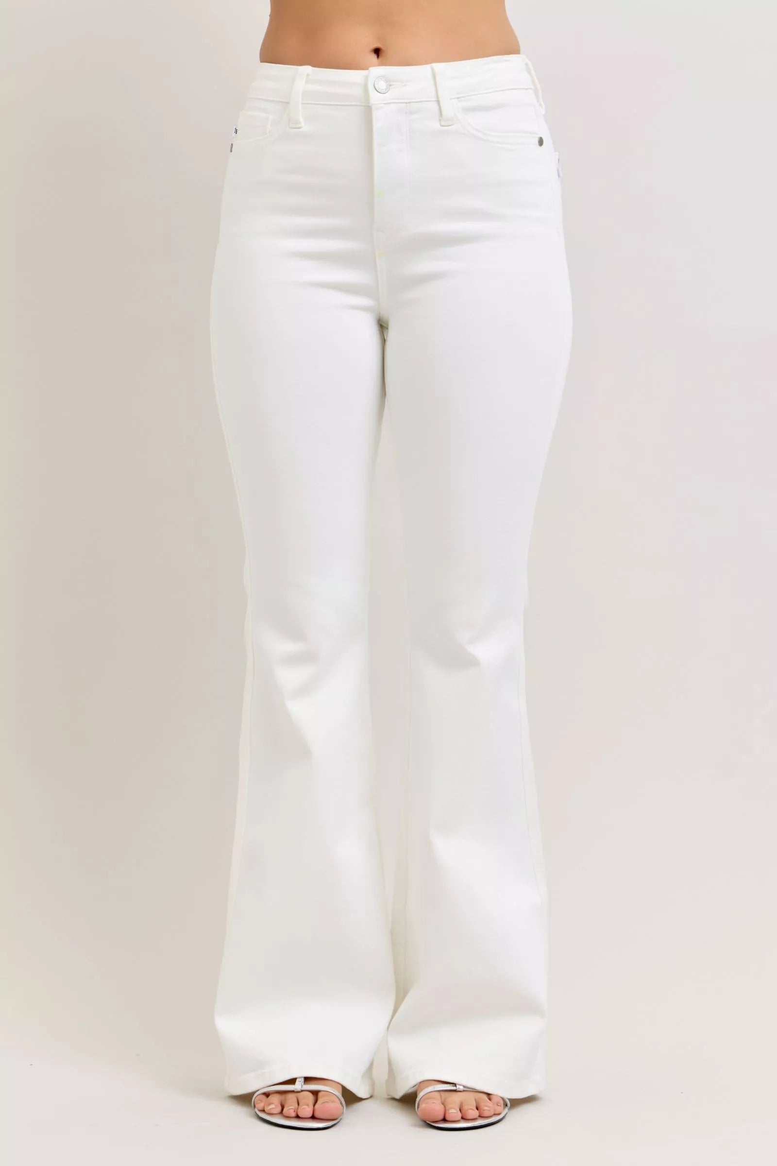 Judy Blue High-Waisted Tummy Control White Flare Jeans 🤍