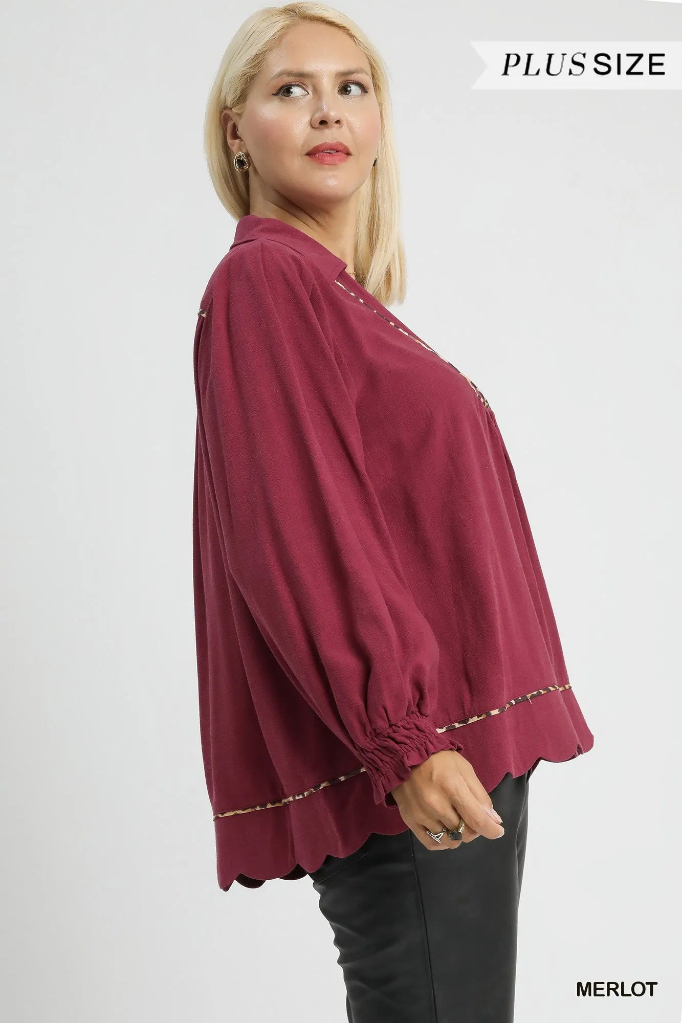 Linen Blouse Scallop Hem with Contrast Trim at In Style Chics Boutique 