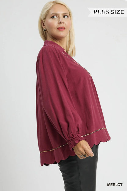 Linen Blouse Scallop Hem with Contrast Trim at In Style Chics Boutique 