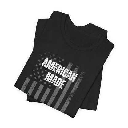Short Sleeve Tee - 'American Made' Print with US Flag - In Style Chics Boutique  Graphic T-shirts 