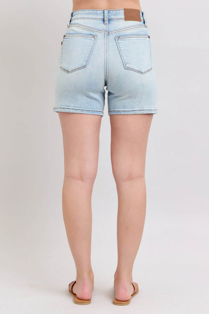 Judy Blue Light Wash 2 Button Denim Shorts with Pockets - Dad Shorts - In Style Chics Boutique Women's Juniors Plus Size Apparel Online 