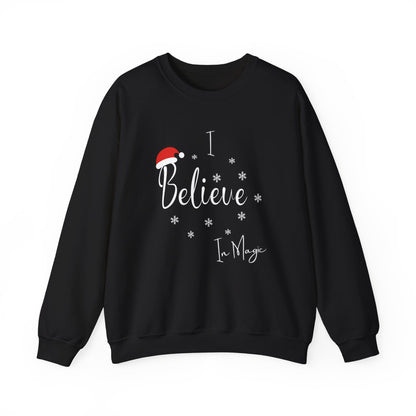 Crewneck "I Believe in Magic" Christmas Sweatshirt - In Style Chics Boutique