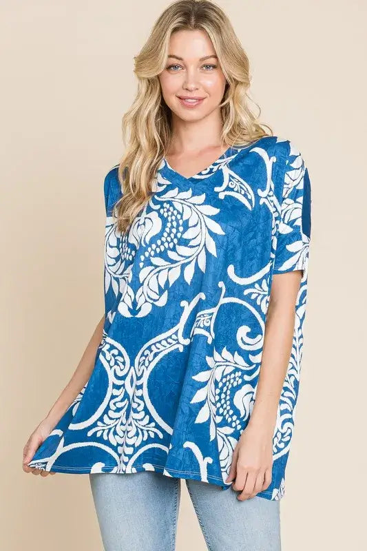 Printed Relaxed V-Neck Tunic Top