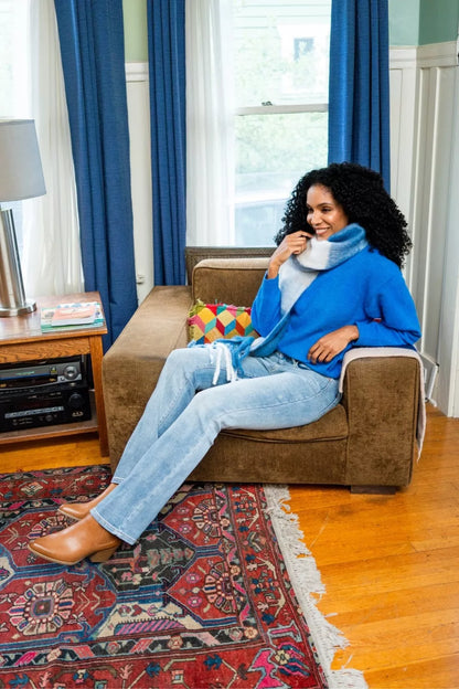 Judy Blue Mid Rise Thermal Bootcut Jeans 💙 at In Style Chics Boutique 