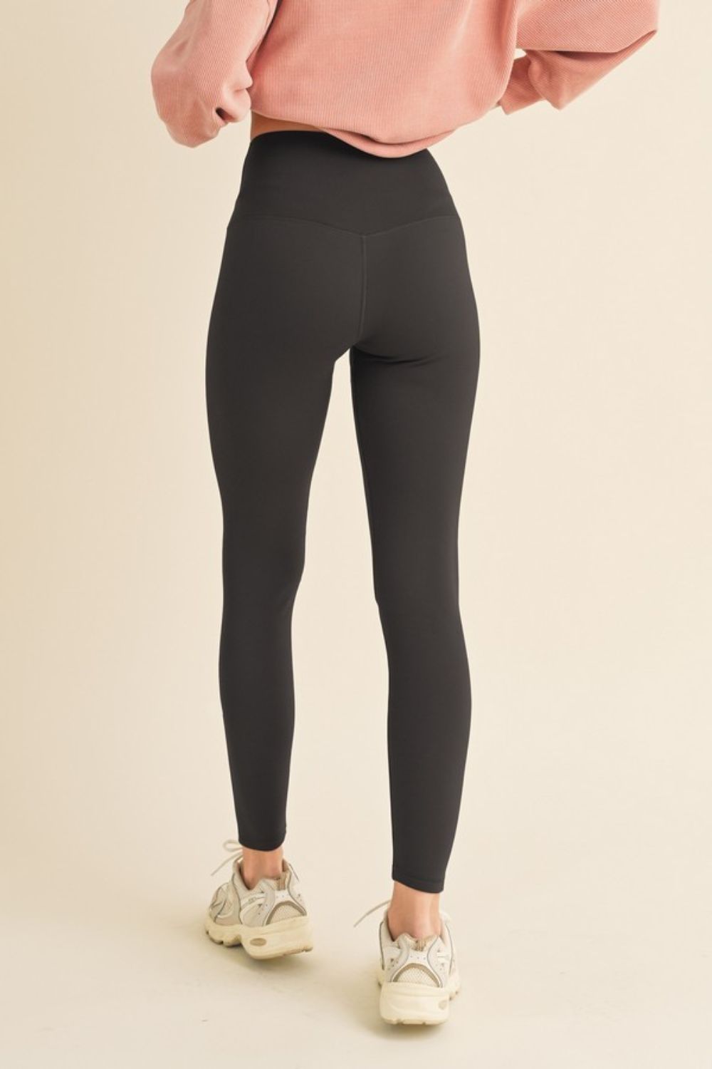 Yelete Full Size Fleece Lined High Waisted Leggings - In Style Chics Boutique LLC
