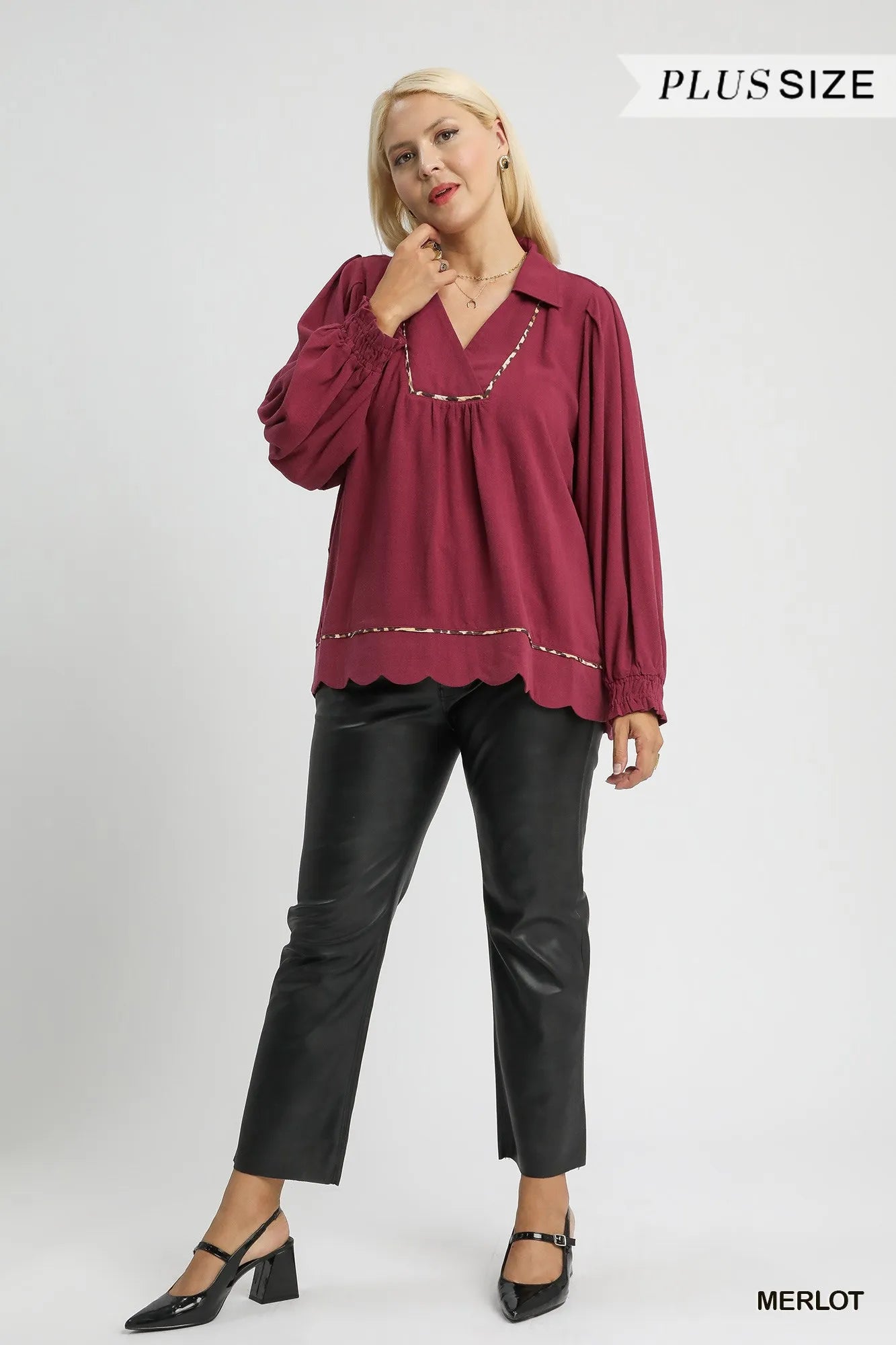 Linen Blouse Scallop Hem with Contrast Trim at In Style Chics Boutique 