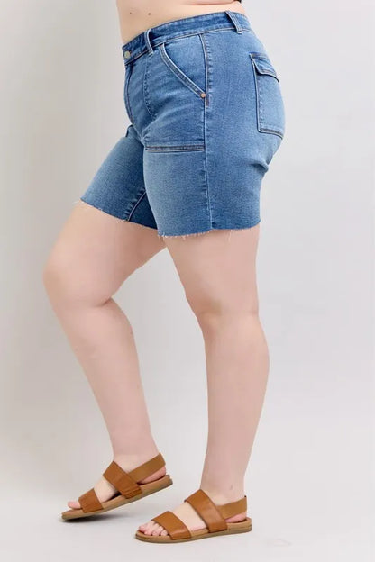 Judy Blue Mid Rise Bermuda Denim Jean Shorts W/ Back Flap Pockets - In Style Chics Boutique 