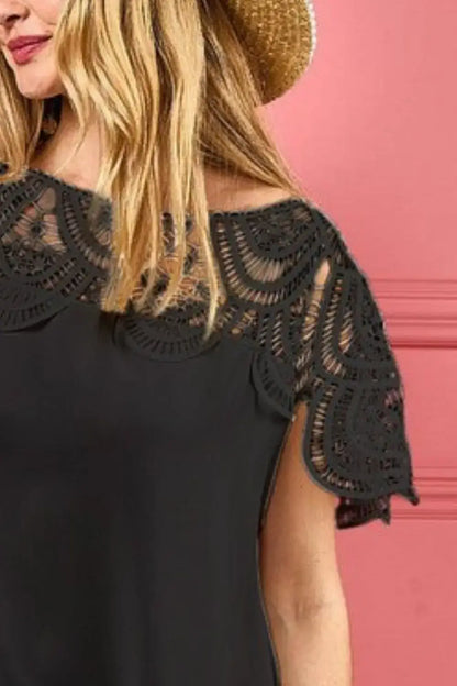 Crochet Lace Yoke Detailed Wrinkled Black Dress