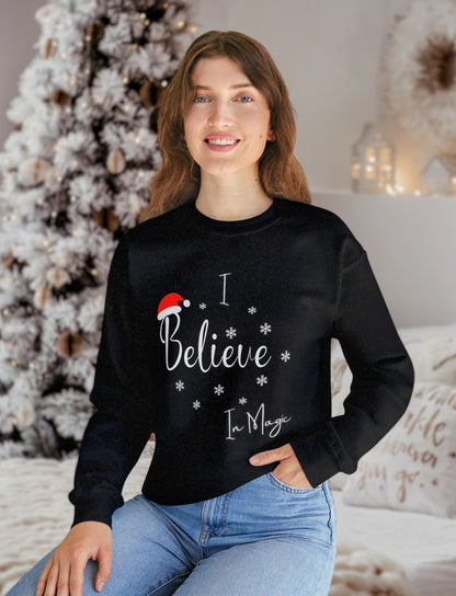 Crewneck "I Believe in Magic" Christmas Sweatshirt - In Style Chics Boutique