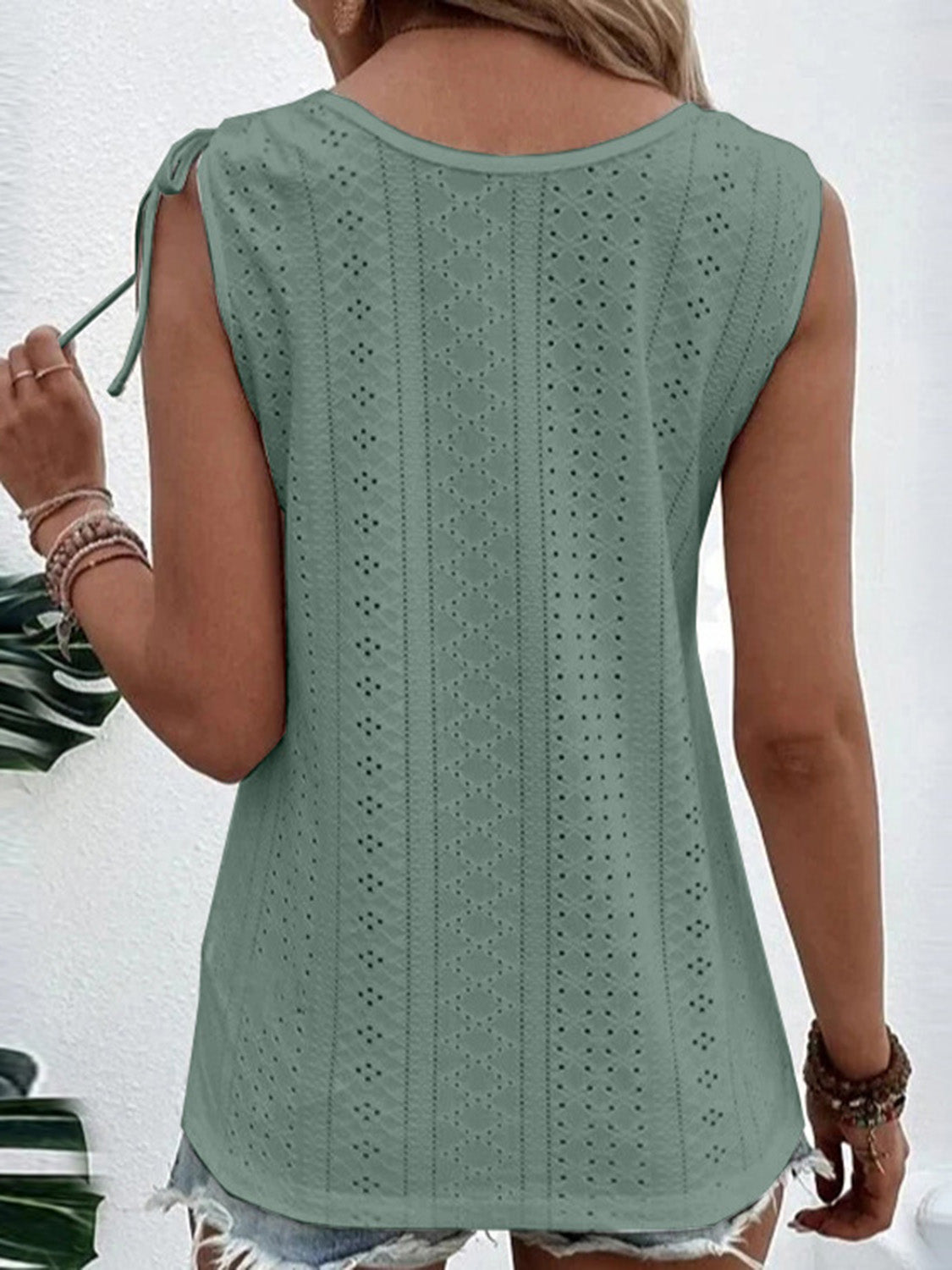 Full Size Scoop Neck Sleeveless Tank Top - More Colors! - In Style Chics Boutique LLC